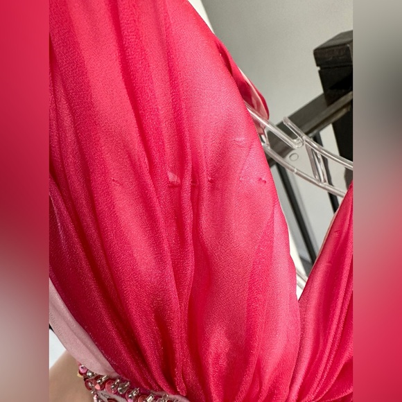 Absolutely stunning mermaid prom dress - Picture 9 of 16